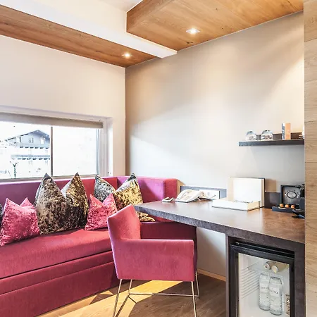 Lederer Boutique 4*