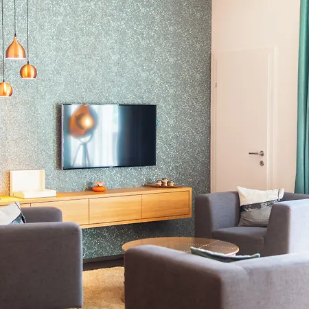 Lederer Boutique 4* 卡普伦