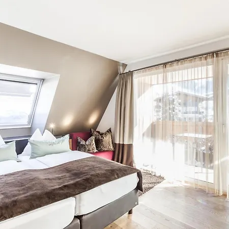 Lederer Boutique קפרון