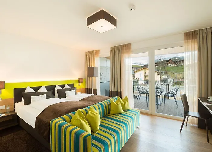 ليديرير بوتيك هوتل 4* كابرون