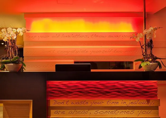 ليديرير بوتيك هوتل فندق 4*